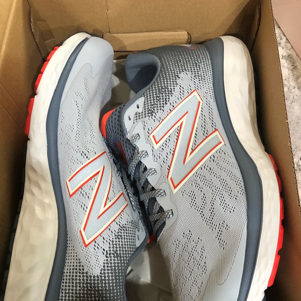 New Balance Mens Shoes Size 12